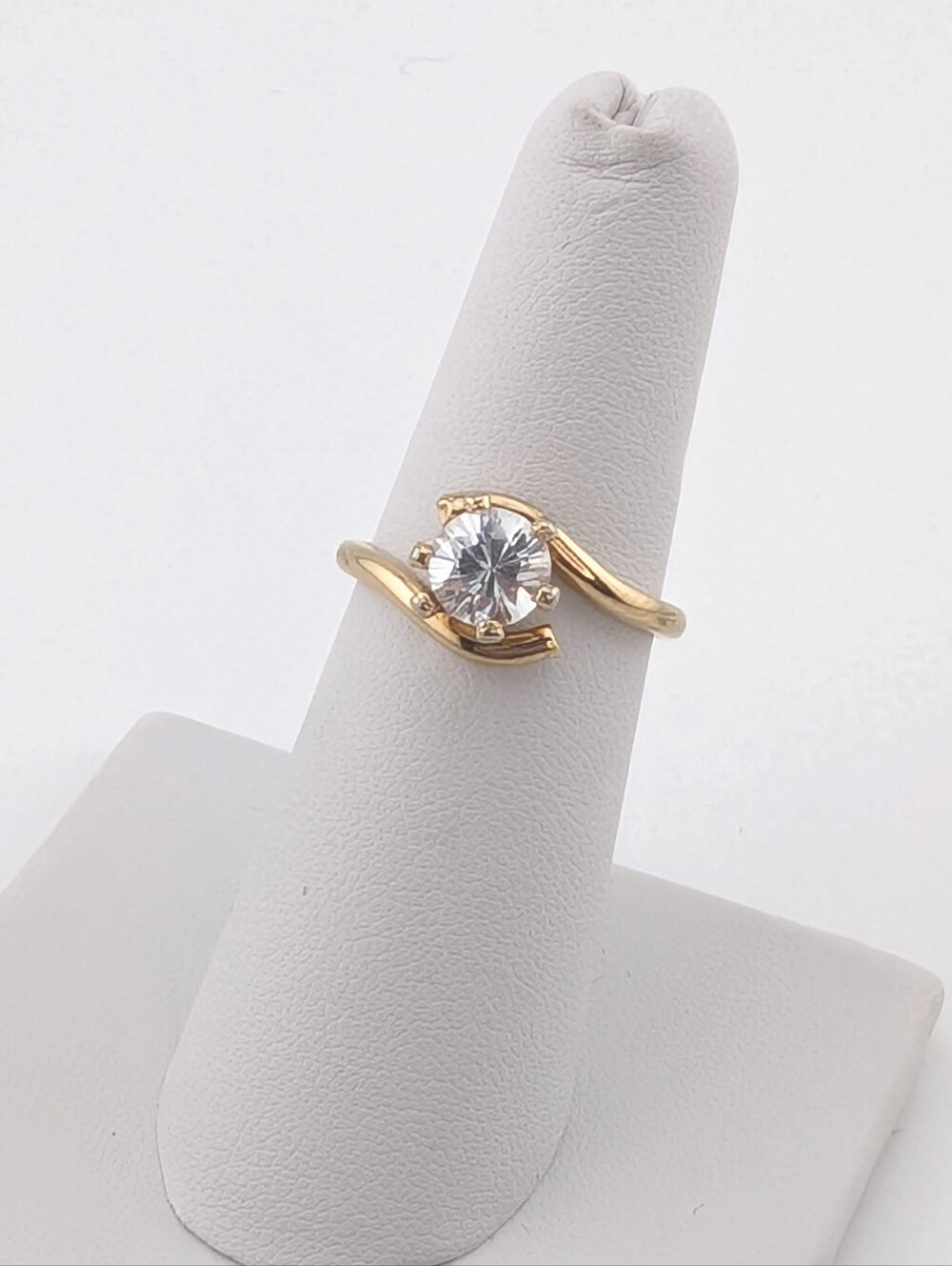 Vintage 14k Gold Plated Solitaire Ring with Clear CZ • Size 6